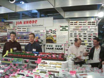 Das Standpersonal in Stuttgart: Sven (l), Jens (r) und ich